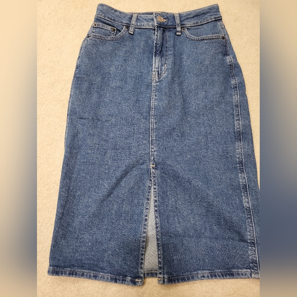 Gap Woman Blue Midi Jean Skit